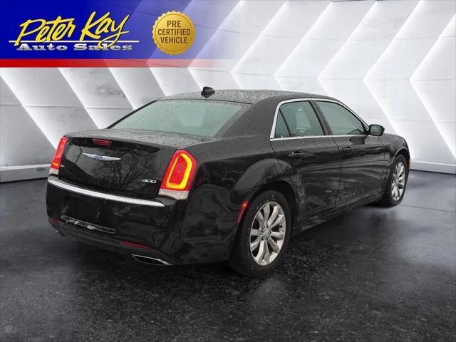 2018 Chrysler 300 Touring L AWD