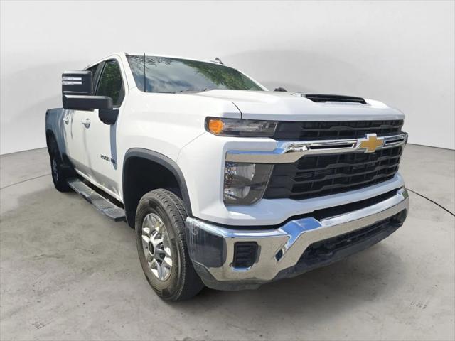 2024 Chevrolet Silverado 2500HD 4WD Crew Cab Standard Bed LT