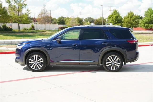 2022 Nissan Pathfinder Platinum 2WD 2022 Nissan Pathfinder Platinum 2WD