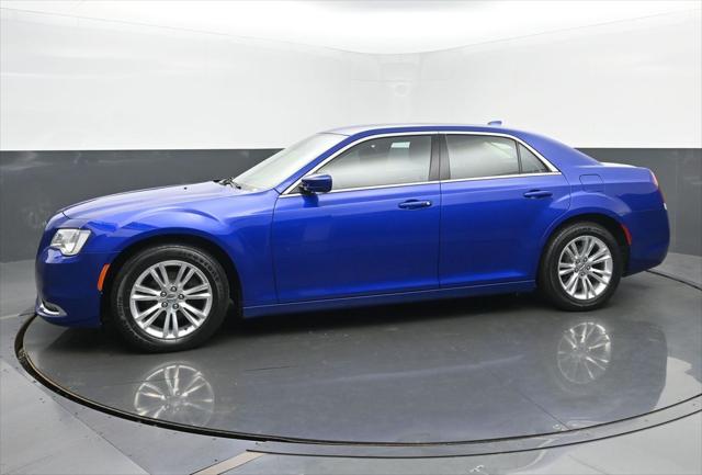 2018 Chrysler 300 Touring 2018 Chrysler 300 Touring