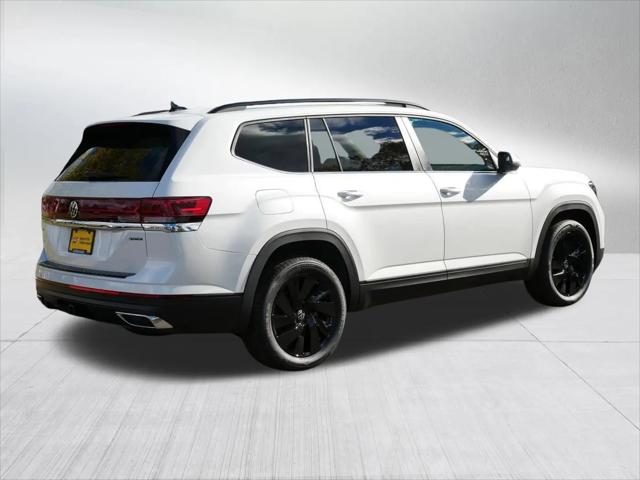 2026 Volkswagen Atlas SE with Technology