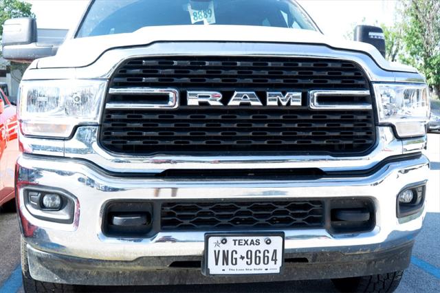 2024 RAM 3500 Big Horn Crew Cab 4x4 8 Box 2024 RAM 3500 Big Horn Crew Cab 4x4 8 Box