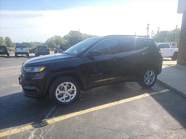 2024 Jeep Compass Latitude 4x4 2024 Jeep Compass Latitude 4x4