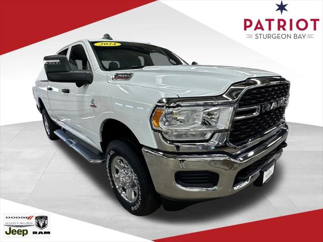 2024 RAM 2500 Tradesman Crew Cab 4x4 64 Box