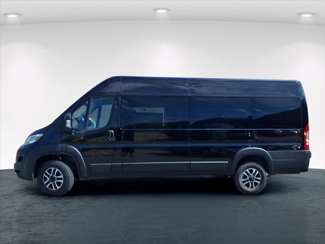 2026 Ram ProMaster Window Van SLT+