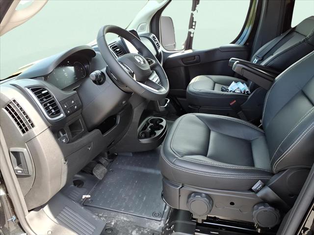 2026 Ram ProMaster Window Van SLT+
