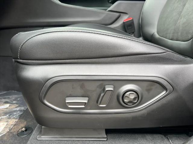 2025 Jeep Grand Cherokee L Altitude X 4x4