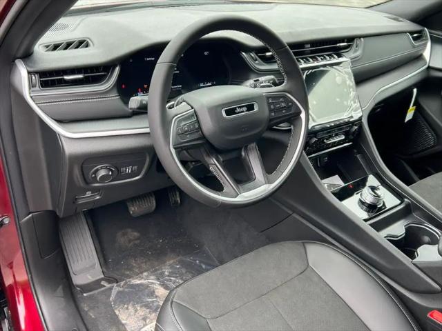 2025 Jeep Grand Cherokee L Altitude X 4x4