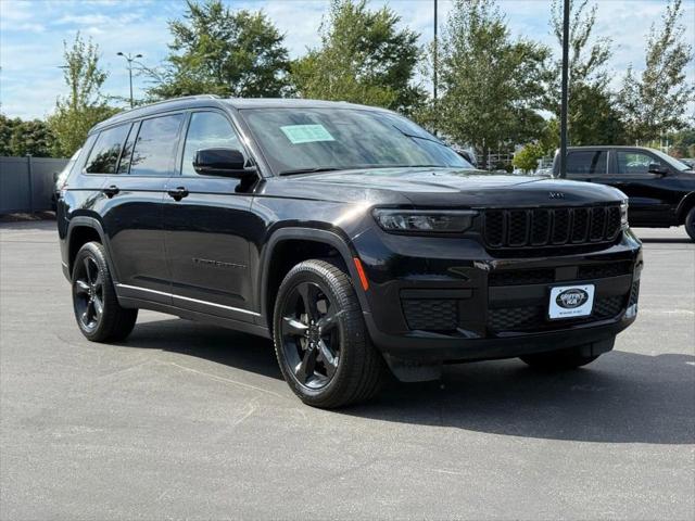 2023 Jeep Grand Cherokee L Altitude 4x4 2023 Jeep Grand Cherokee L Altitude 4x4