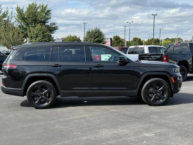 2023 Jeep Grand Cherokee L Altitude 4x4 2023 Jeep Grand Cherokee L Altitude 4x4