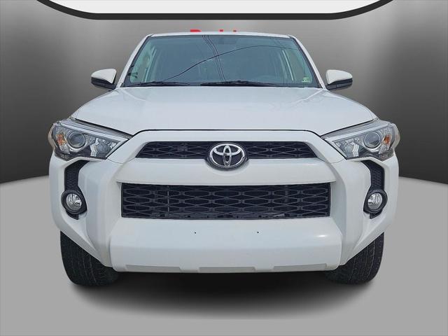 2019 Toyota 4Runner SR5 2019 Toyota 4Runner SR5