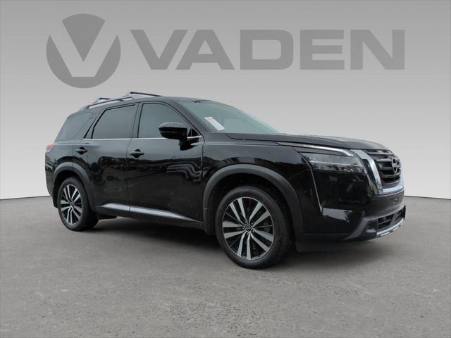 2024 Nissan Pathfinder Platinum FWD