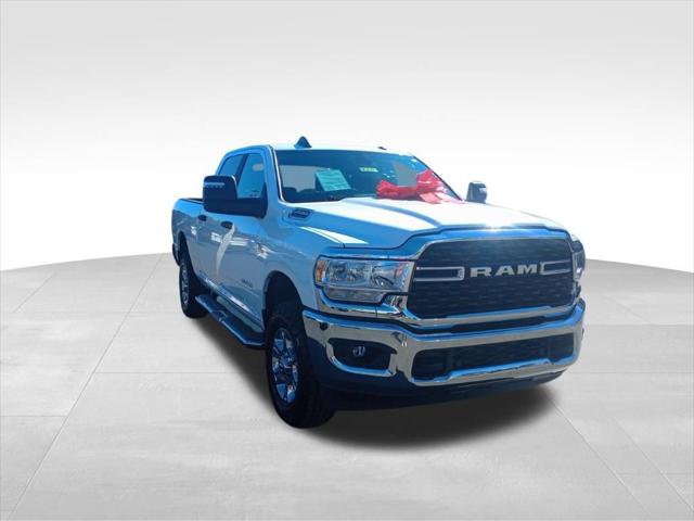 2024 RAM 2500 Big Horn Crew Cab 4x4 64 Box