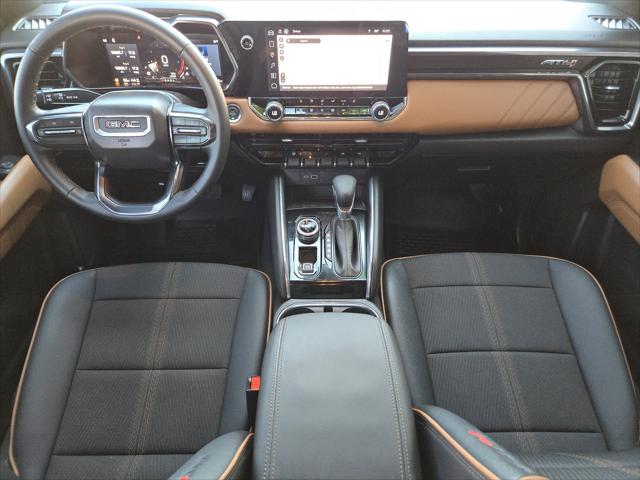 2024 GMC Canyon 4WD AT4