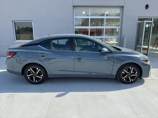 2024 Nissan Sentra SV Xtronic CVT