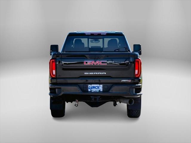2022 GMC Sierra 2500HD 4WD Crew Cab Long Bed AT4