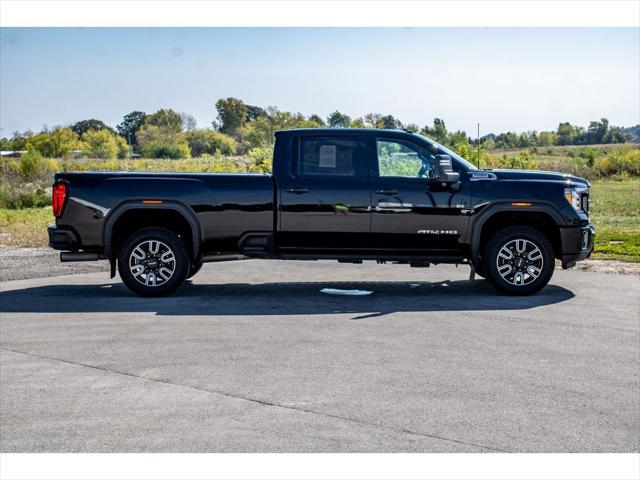 2022 GMC Sierra 2500HD 4WD Crew Cab Long Bed AT4