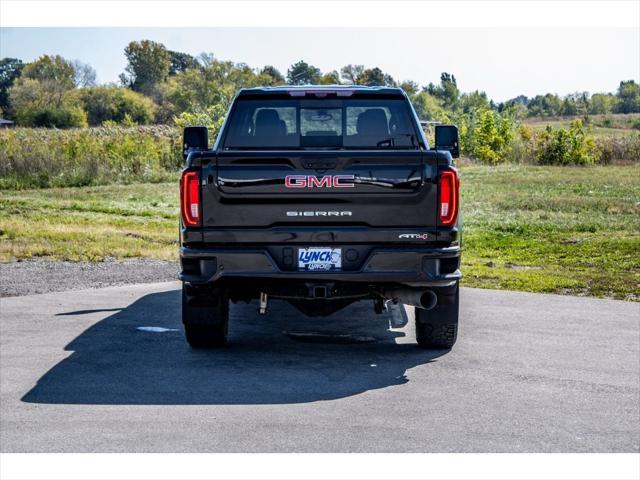 2022 GMC Sierra 2500HD 4WD Crew Cab Long Bed AT4