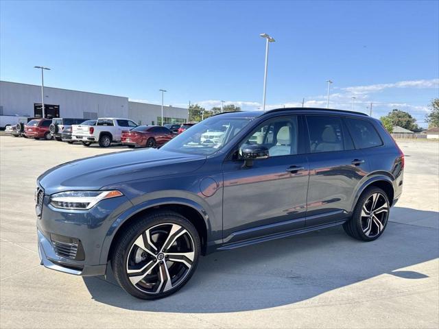 2021 Volvo XC90 Recharge Plug-In Hybrid T8 R-Design 7 Passenger 2021 Volvo XC90 Recharge Plug-In Hybrid T8 R-Design 7 Passenger
