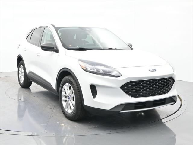 2022 Ford Escape SE Hybrid