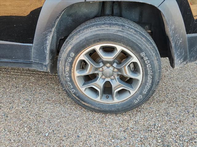 2020 Jeep Cherokee Trailhawk 4X4 2020 Jeep Cherokee Trailhawk 4X4