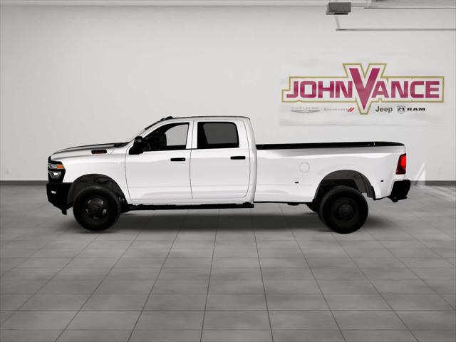2026 RAM Ram 3500 RAM 3500 TRADESMAN CREW CAB 4X4 8 BOX