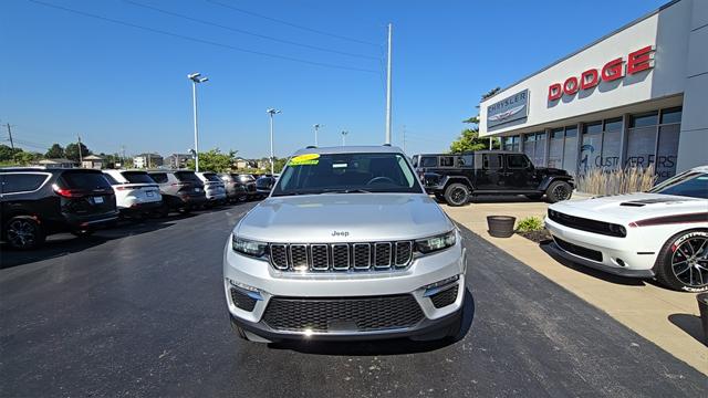 2022 Jeep Grand Cherokee Limited 4x4 2022 Jeep Grand Cherokee Limited 4x4