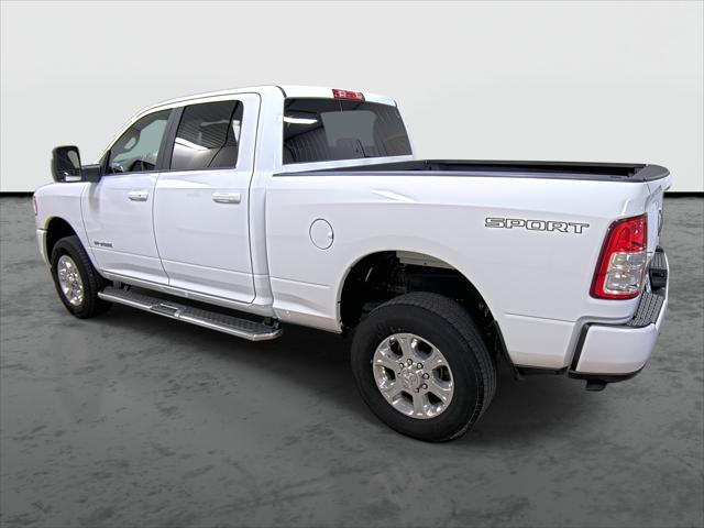 2024 RAM 2500 Big Horn Crew Cab 4x4 64 Box 2024 RAM 2500 Big Horn Crew Cab 4x4 64 Box