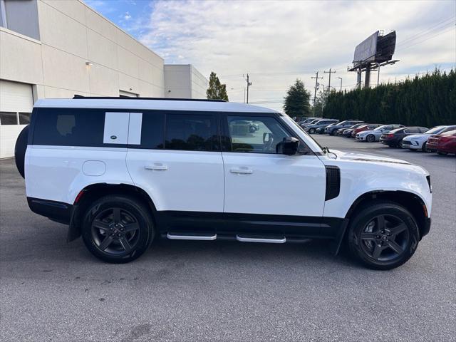 2023 Land Rover Defender 130 X-Dynamic SE
