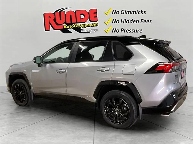 2022 Toyota RAV4 Hybrid XSE 2022 Toyota RAV4 Hybrid XSE