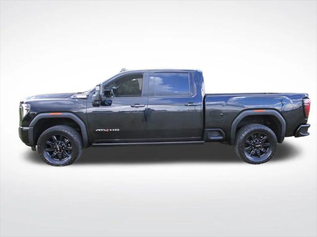 2024 GMC Sierra 2500HD 4WD Crew Cab Standard Bed AT4