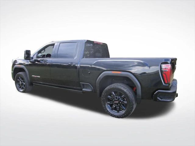 2024 GMC Sierra 2500HD 4WD Crew Cab Standard Bed AT4
