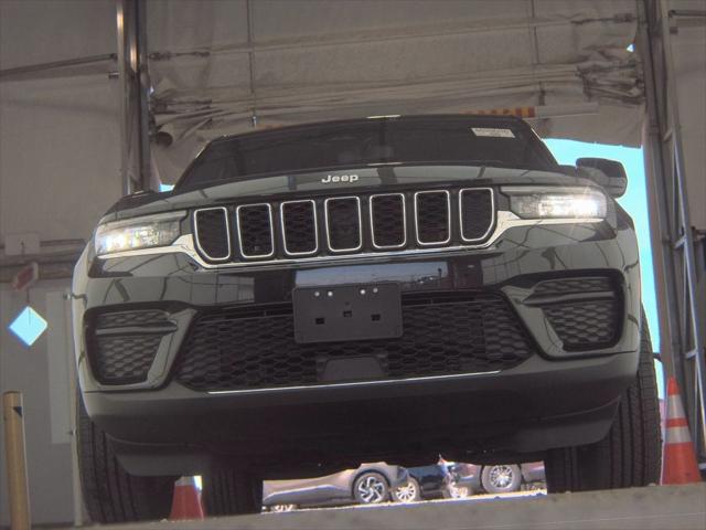 2024 Jeep Grand Cherokee Laredo 4x4
