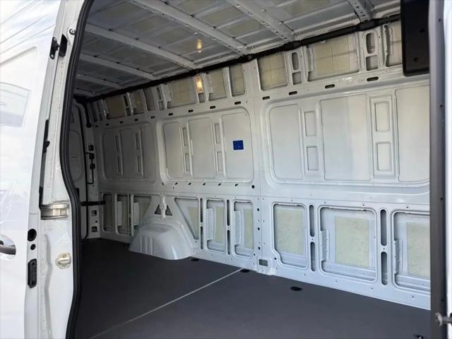 2025 Mercedes-Benz Sprinter 2500 High Roof 4-Cyl Diesel