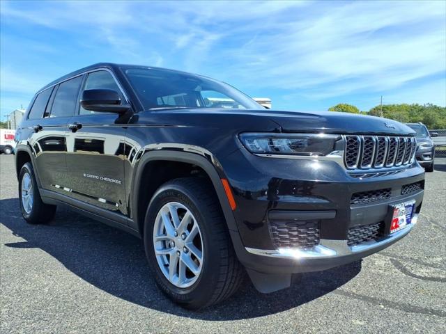 2023 Jeep Grand Cherokee L Laredo 4x4 2023 Jeep Grand Cherokee L Laredo 4x4