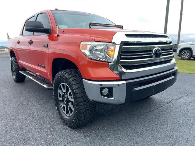 2017 Toyota Tundra SR5 5.7L V8 2017 Toyota Tundra SR5 5.7L V8