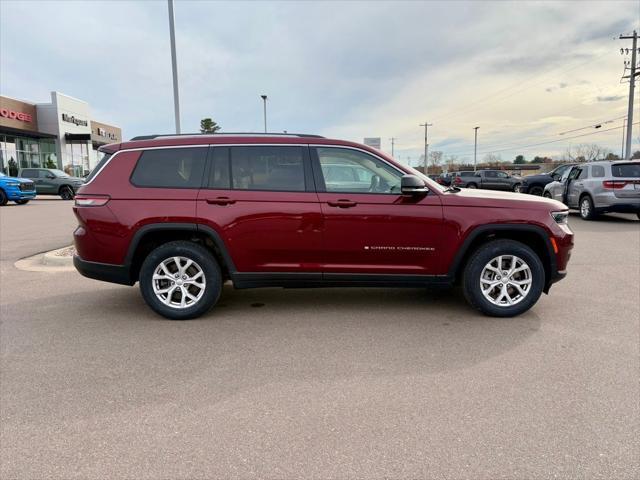 2022 Jeep Grand Cherokee L Limited 4x4 2022 Jeep Grand Cherokee L Limited 4x4