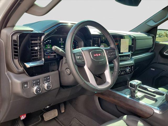 2023 GMC Sierra 1500 4WD Crew Cab Short Box SLT