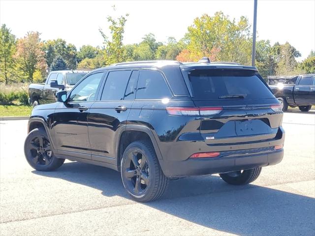 2023 Jeep Grand Cherokee Altitude 4x4 2023 Jeep Grand Cherokee Altitude 4x4
