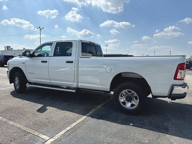 2019 RAM 3500 Tradesman Crew Cab 4x4 8 Box