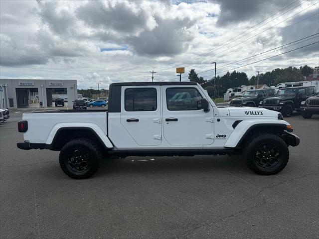 2023 Jeep Gladiator Willys 4x4 2023 Jeep Gladiator Willys 4x4