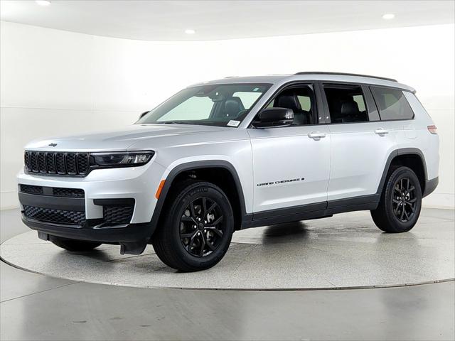 2024 Jeep Grand Cherokee L Altitude 4x4 2024 Jeep Grand Cherokee L Altitude 4x4