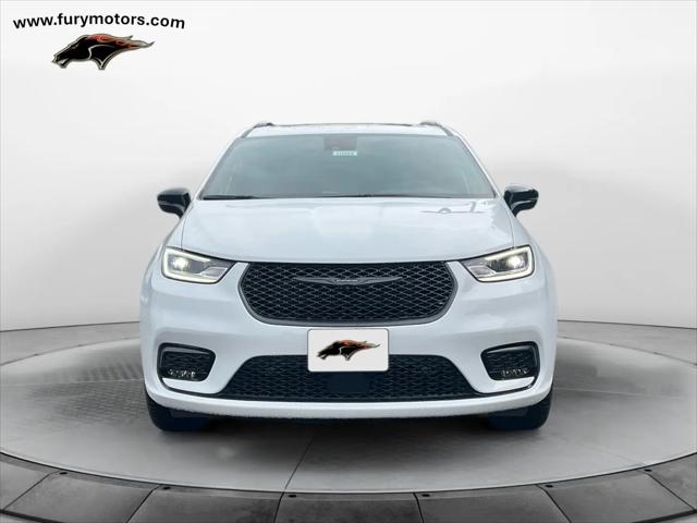 2026 Chrysler Pacifica Limited AWD