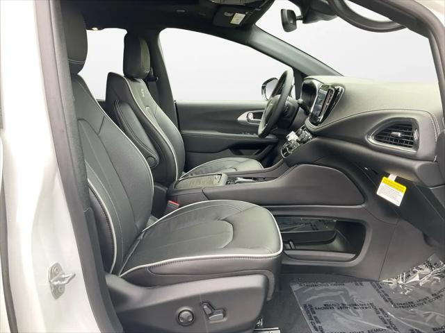 2026 Chrysler Pacifica Limited AWD