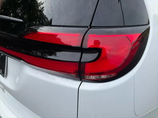 2026 Chrysler Pacifica Limited AWD