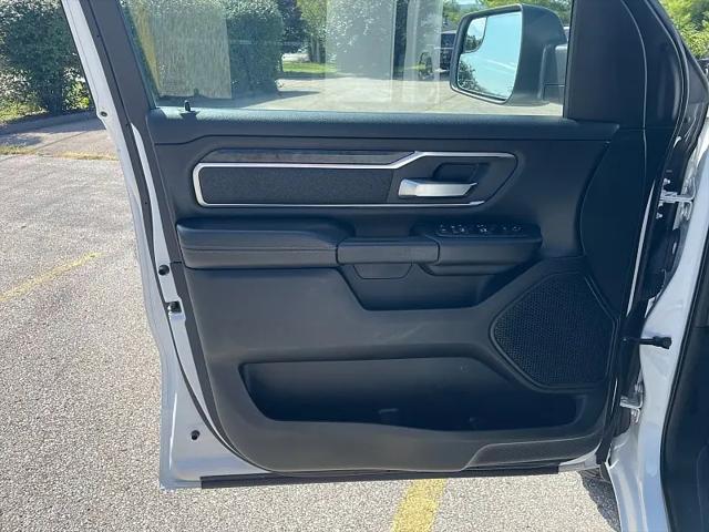 2019 Ram 1500 Big Horn/Lone Star Crew Cab 4x4 5'7" Box