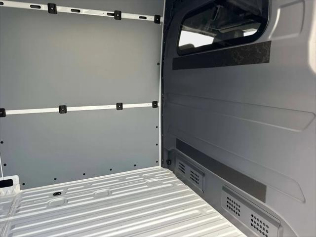 2026 Mercedes-Benz Sprinter 2500 Standard Roof 4-Cyl Diesel