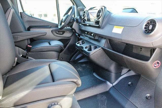 2025 Mercedes-Benz Sprinter 2500 Standard Roof 4-Cyl Diesel HO Select