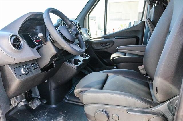 2025 Mercedes-Benz Sprinter 2500 Standard Roof 4-Cyl Diesel HO Select