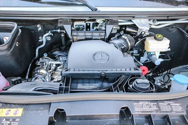2025 Mercedes-Benz Sprinter 2500 Standard Roof 4-Cyl Diesel HO Select